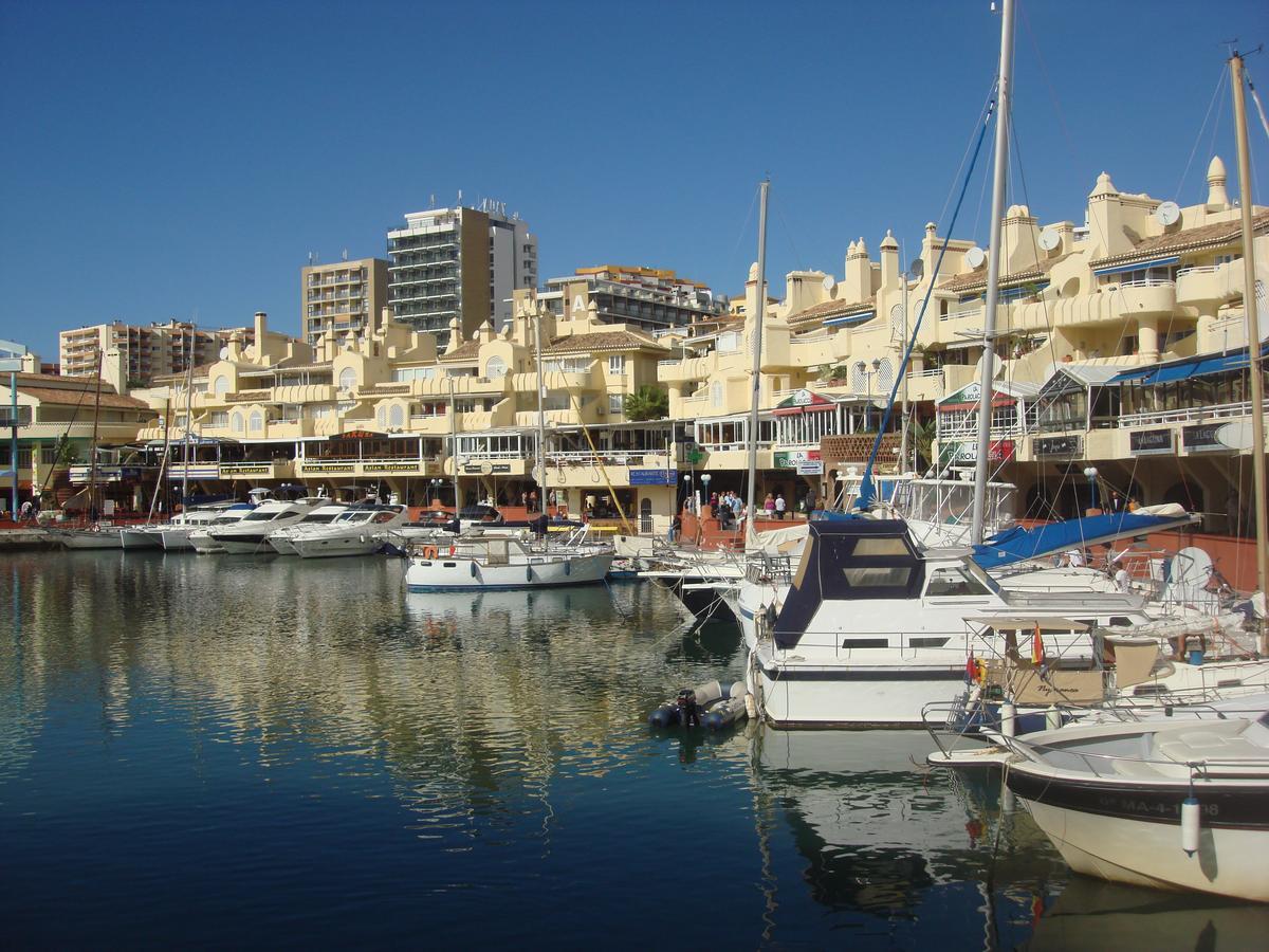 Apartamento Holidays On The Beach Torremolinos Eksteriør billede