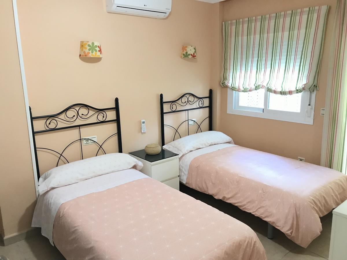 Apartamento Holidays On The Beach Torremolinos Eksteriør billede