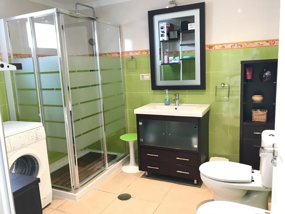 Apartamento Holidays On The Beach Torremolinos Eksteriør billede