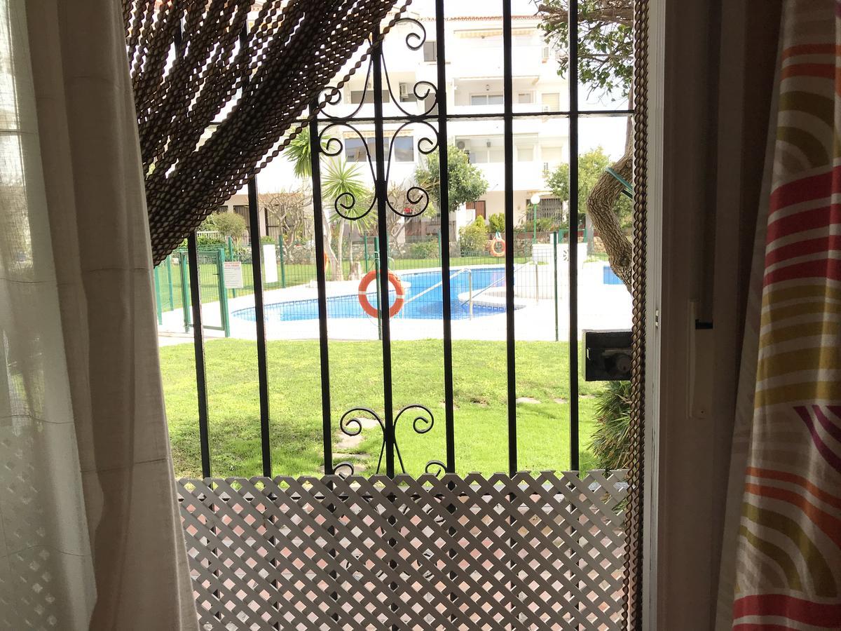 Apartamento Holidays On The Beach Torremolinos Eksteriør billede