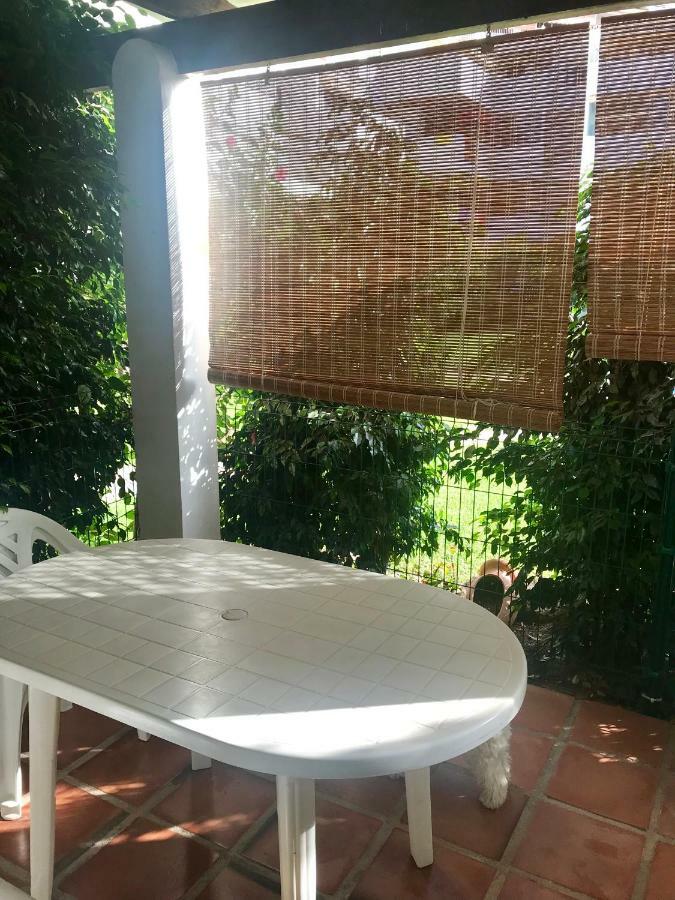 Apartamento Holidays On The Beach Torremolinos Eksteriør billede